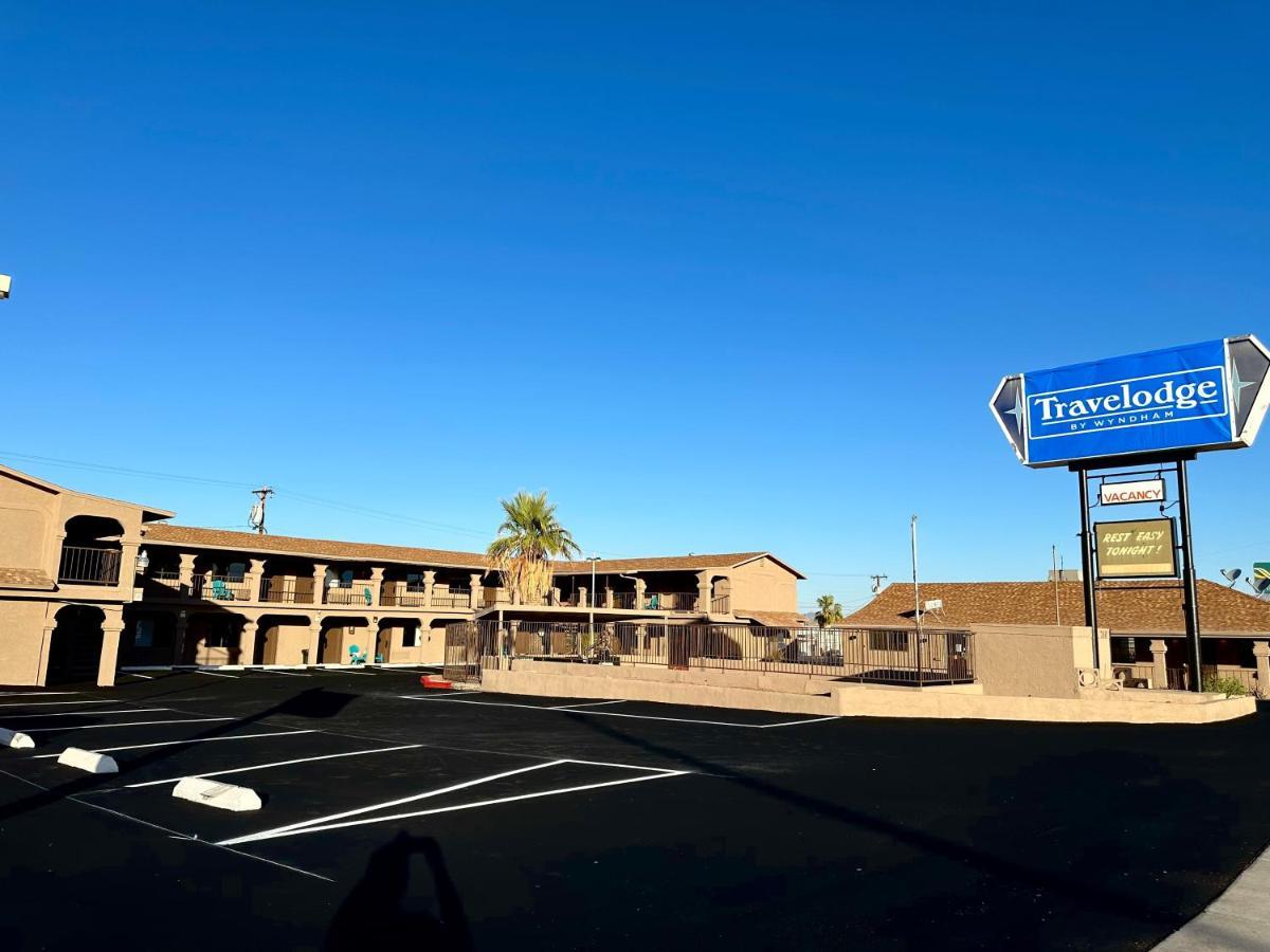 Travelodge By Wyndham Паркер Экстерьер фото