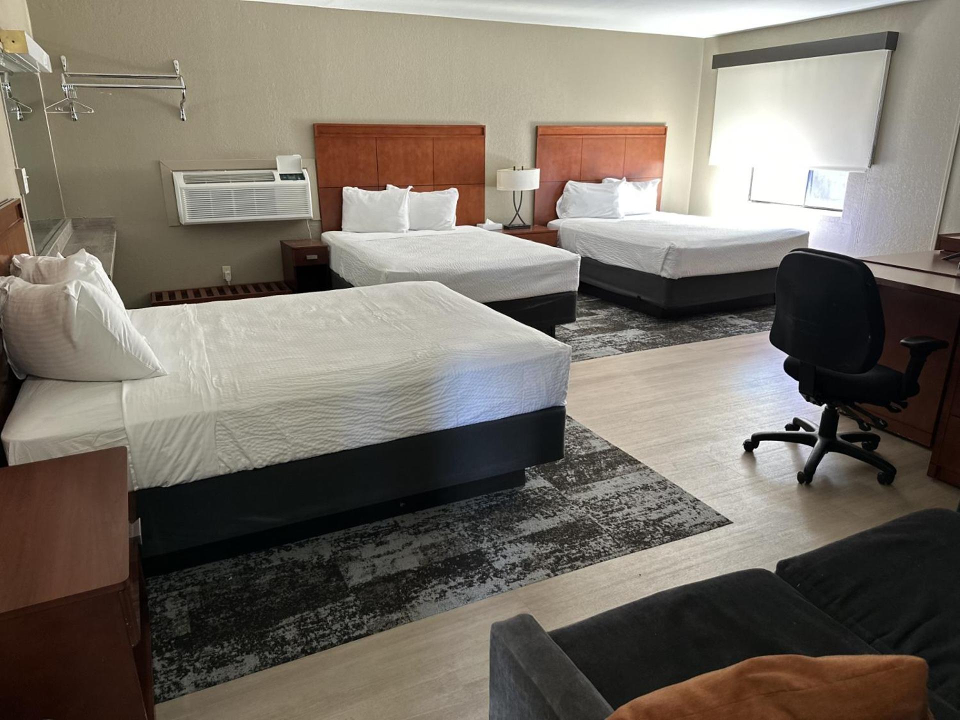 Travelodge By Wyndham Паркер Экстерьер фото